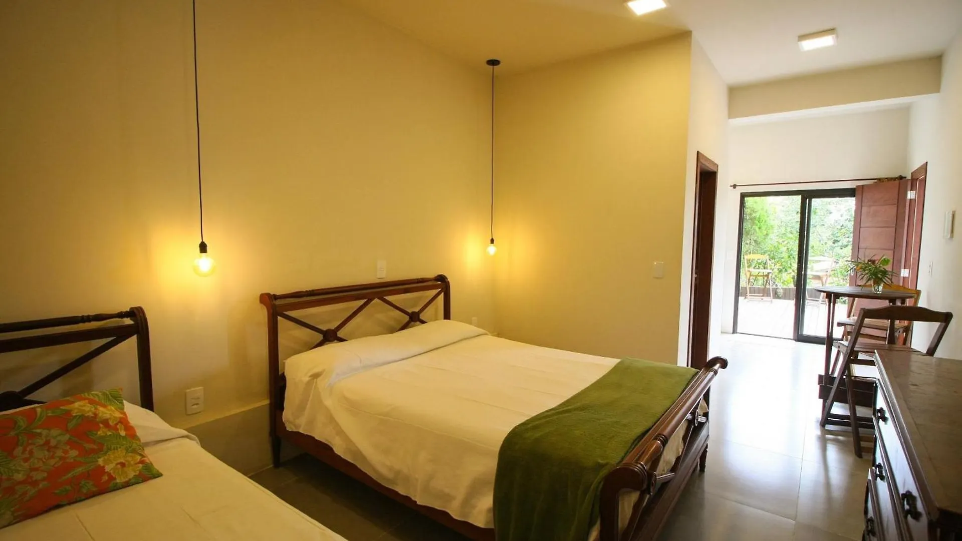 Hospedaria Noite Lunar - Imbituba برايا دو روزا البرازيل